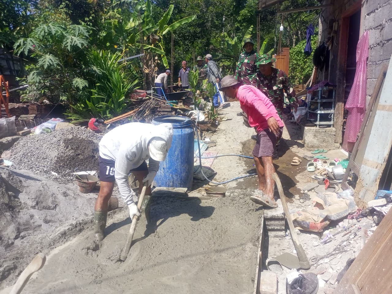 Dari Pondasi yang Kokoh Satgas TMMD Reguler ke-129 Kodim 0714 Salatiga Membangun Harapan Baru bagi Warga Desa