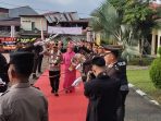 Disambut Tradisi Jajar Kehormatan, AKBP Alfian Tri Permadi Resmi Jabat Kapolres Nias Selatan Disambut Tradisi Jajar Kehormatan, AKBP Alfian Tri Permadi Resmi Jabat Kapolres Nias Selatan