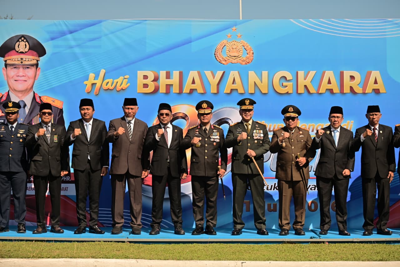 Gubernur Mahyeldi Ansharullah : Hari Bhayangkara Momentum Perkuat Sinergi Polri dan Pemda untuk Masyarakat