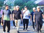Jum’at Bersih di perumahan Dinas 55, Wabup Tulang Bawang Hankam Hasan Ajak Asn Rawat lingkungan dan Waspada Bahaya Kebakaran