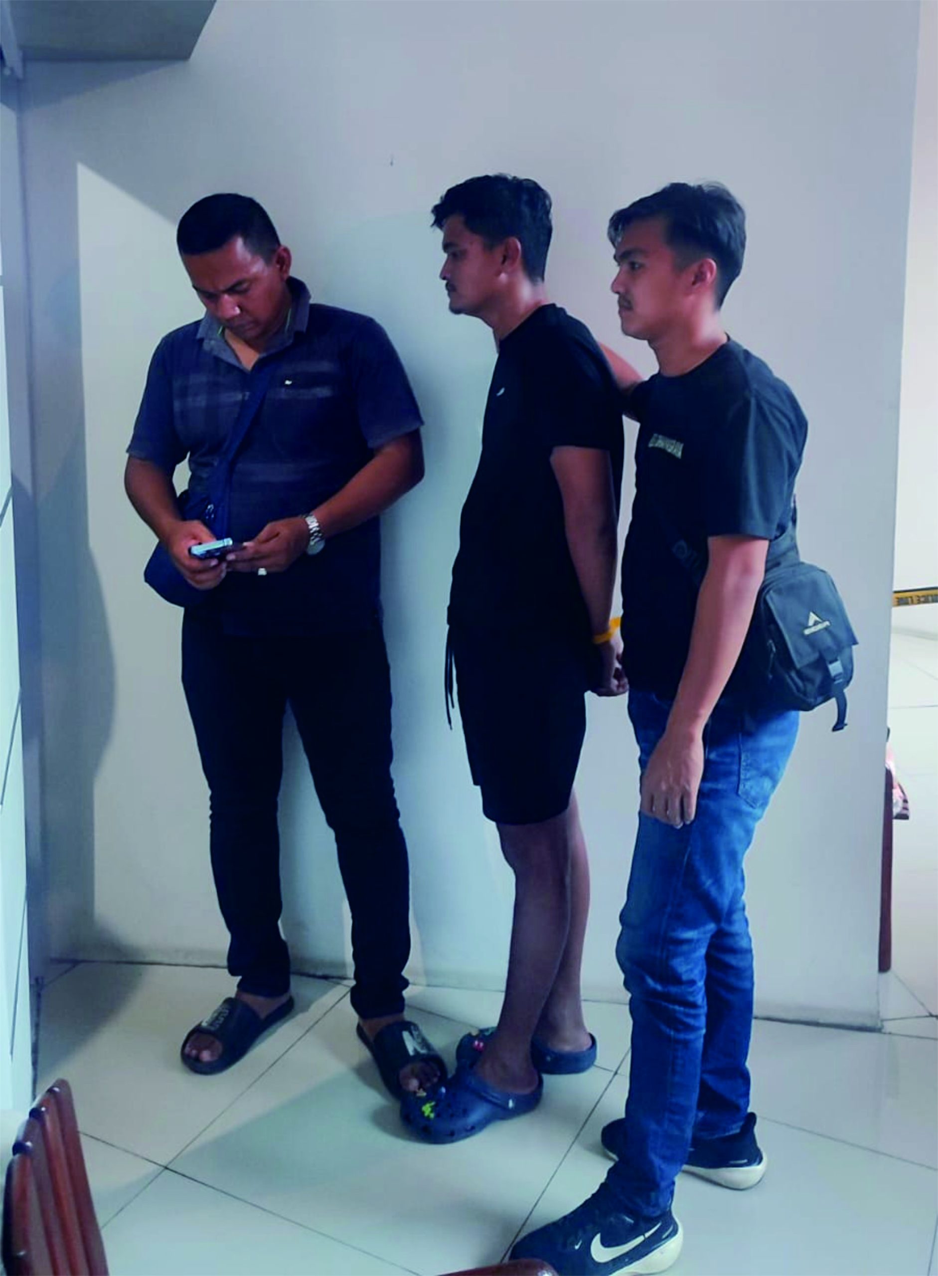 Pelaku Pembunuhan Wanita Pemandu Lagu di Dharmasraya Serahkan Diri ke Polisi