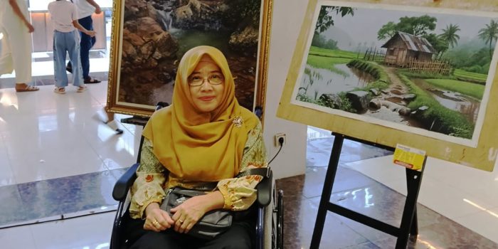 Pelukis Srikandi Wanita Indonesia Penyandang Disabilitas dari Bengkulu, Yuni Darlena, Berkarya Sepenuh Hati, Karyanya Selain di Tanah Air, Mulai Bertualang ke Eropa