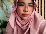 Puluhan Mahasiswa STKIP Widyaswara Indonesia, Muaro Labuah, Menggelar Pameran Seni Rupa dan Kerajinan Warna Warni