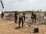 Satgas TMMD ke-129 Kodim 0813 Bojonegoro Gelorakan Semangat Gotong Royong
