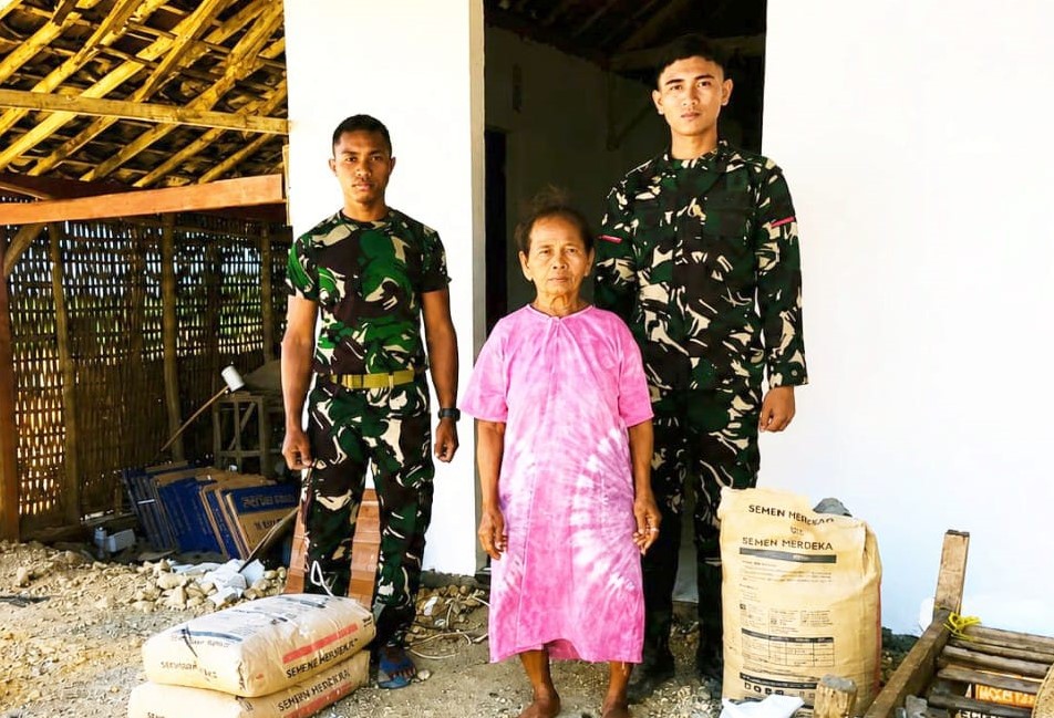 Senyum Haru Mbah Wagini, Rumah Lapuk, Kian Nyaman Disulap Satgas TMMD ke-129 Kodim 0813 Bojonegoro