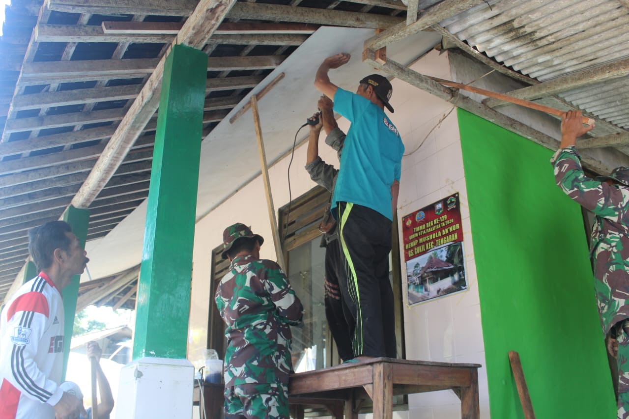 TMMD Reguler ke-129 Kodim 0714 Salatiga Mulai Pemugaran RTLH, Sertu Agung Wujudkan Hunian Layak bagi Warga