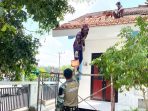 Atap Kokoh, Warna Baru, Sinergi Satgas TMMD ke-129 Kodim 0813 Bojonegoro dan Warga Sulap SDN Kesongo 1 Jadi Rumah Belajar Nyaman Atap Kokoh, Warna Baru, Sinergi Satgas TMMD ke-129 Kodim 0813 Bojonegoro dan Warga Sulap SDN Kesongo 1 Jadi Rumah Belajar Nyaman