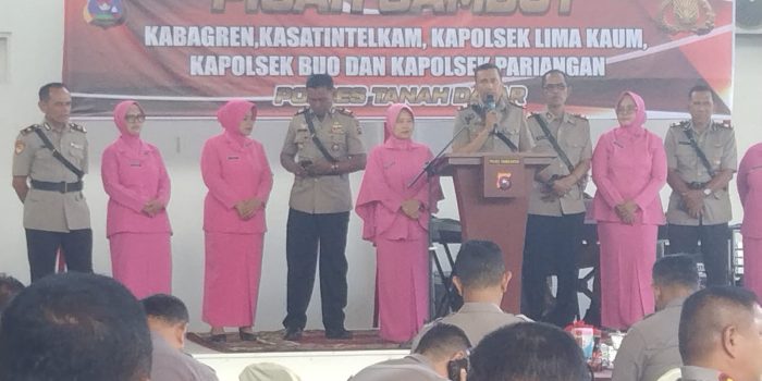 Beberapa Pejabat, Kapolsek Sertijab di Polres Tanah Datar