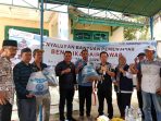 Dapat Bantuan Benih Lele dari Kementerian Kelautan dan Perikanan, Kadis Perikanan Tulang Bawang Dampingi Langsung Penyerahan ke Tiga Pokdakan