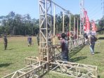 Pendukung Satgas Siapkan Banner Penutupan Upacara TMMD Reguler ke-129 Kodim 0714 Salatiga Pendukung Satgas Siapkan Banner Penutupan Upacara TMMD Reguler ke-129 Kodim 0714 Salatiga