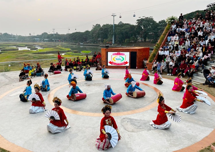 Pengalaman Budaya Yang Memikat Hati Attayang Sunset Makasar Pada HUT ke 81 RI, 17 Agustus 2026 di Taman Mini Indonesia Indah, Jakarta