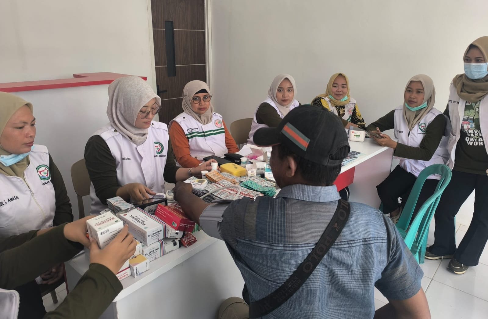 Penutupan TMMD ke-129 Kodim 0813 Bojonegoro Diwarnai dengan Layanan Kesehatan Gratis