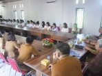 Polemik Biaya Makan Program Three in One Nias Selatan, Orang Tua Kecewa, Bendahara Dinas Sebut Pemda Hanya Tanggung Transportasi Polemik Biaya Makan Program Three in One Nias Selatan, Orang Tua Kecewa, Bendahara Dinas Sebut Pemda Hanya Tanggung Transportasi