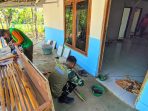 Satgas TMMD ke-129 Kodim 0813 Bojonegoro dan Warga Kesongo Bahu-Membahu Merajut Asa Ibu Jasmiati