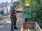 TMMD Reguler ke-129 Kodim 0714 Salatiga, Camilan Sederhana Luluhkan Canggung, Kebersamaan Mbah Karso dan TNI Makin Erat
