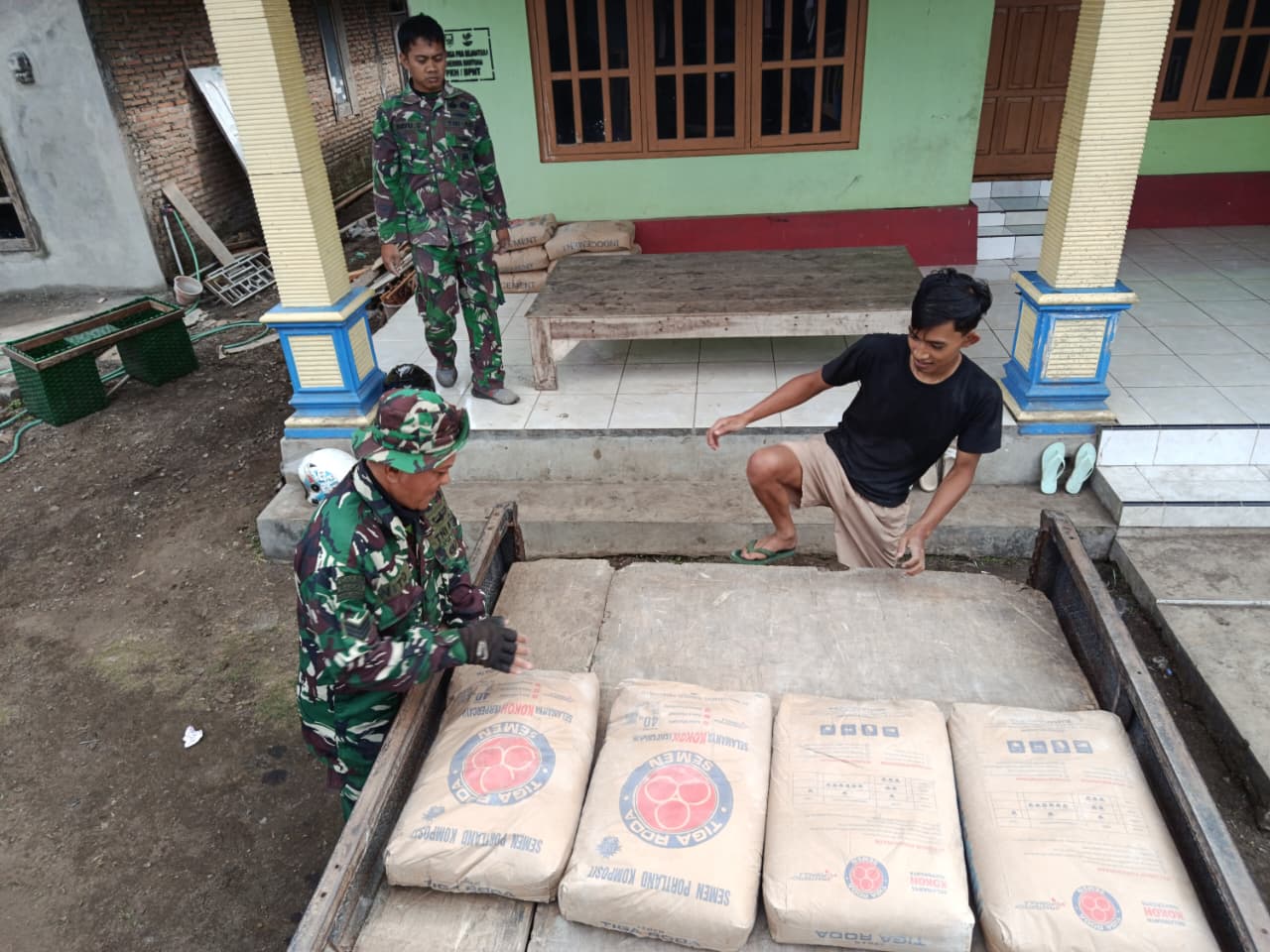 TMMD Reguler ke-129 Kodim 0714 Salatiga, Material Datang, Harapan Kian Nyata.