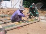 TMMD Reguler ke-129 Kodim 0714 Salatiga, Memperkokoh Scaffolding, Warga dan Prajurit Pilih Bambu Tua untuk Pembangunan Desa Cukil TMMD Reguler ke-129 Kodim 0714 Salatiga, Memperkokoh Scaffolding, Warga dan Prajurit Pilih Bambu Tua untuk Pembangunan Desa Cukil