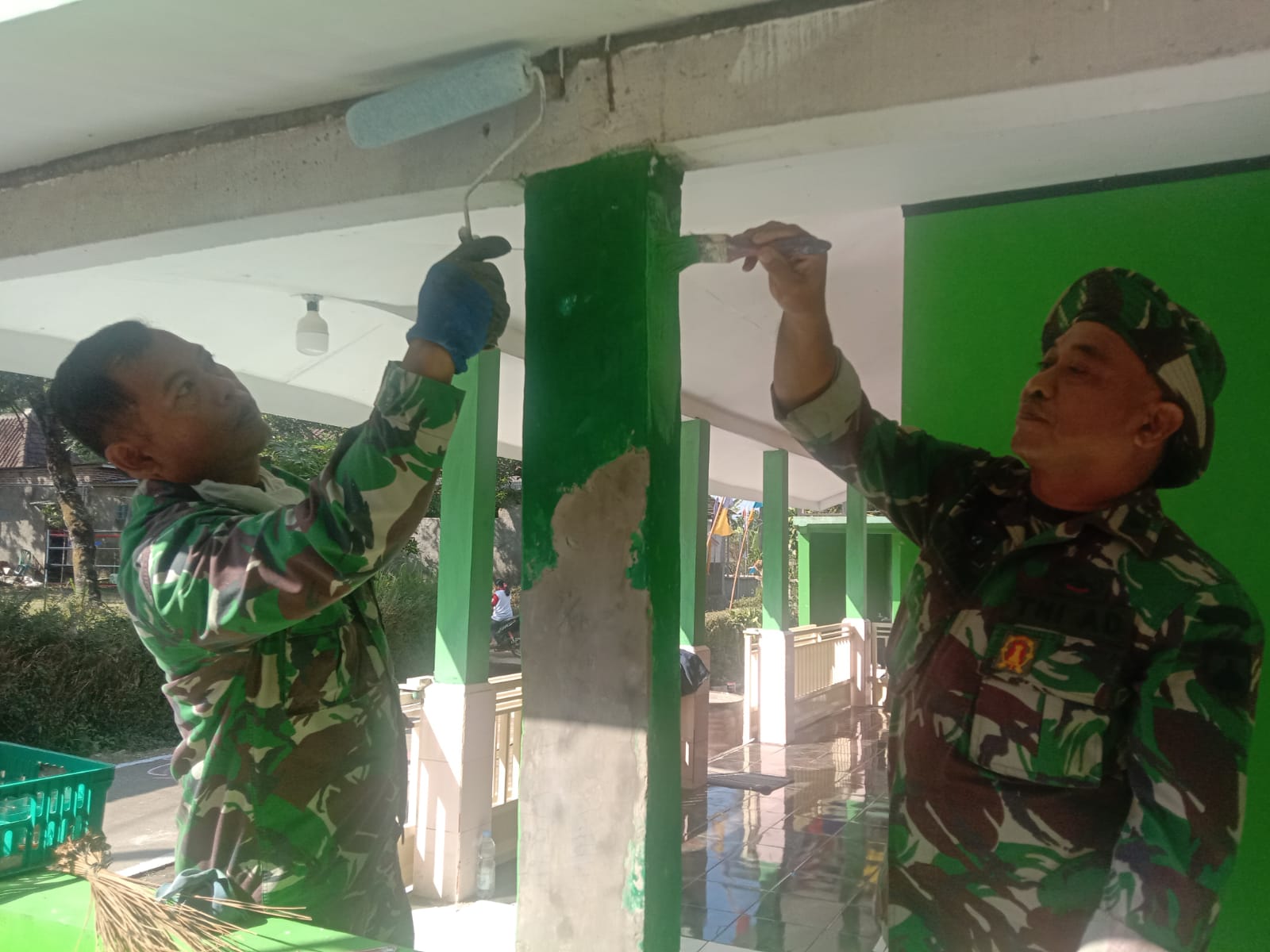TMMD Reguler ke-129 Kodim 0714 Salatiga, Mengukir Keindahan, Menghadirkan Kenyamanan Beribadah di Mushola An-Nur