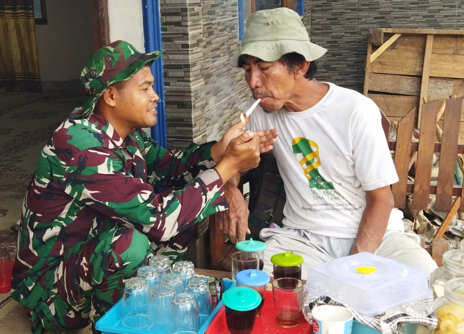 TMMD Reguler ke-129 Kodim 0714 Salatiga, Sebatang Rokok, Mempererat Kemanunggalan TNI-Rakyat