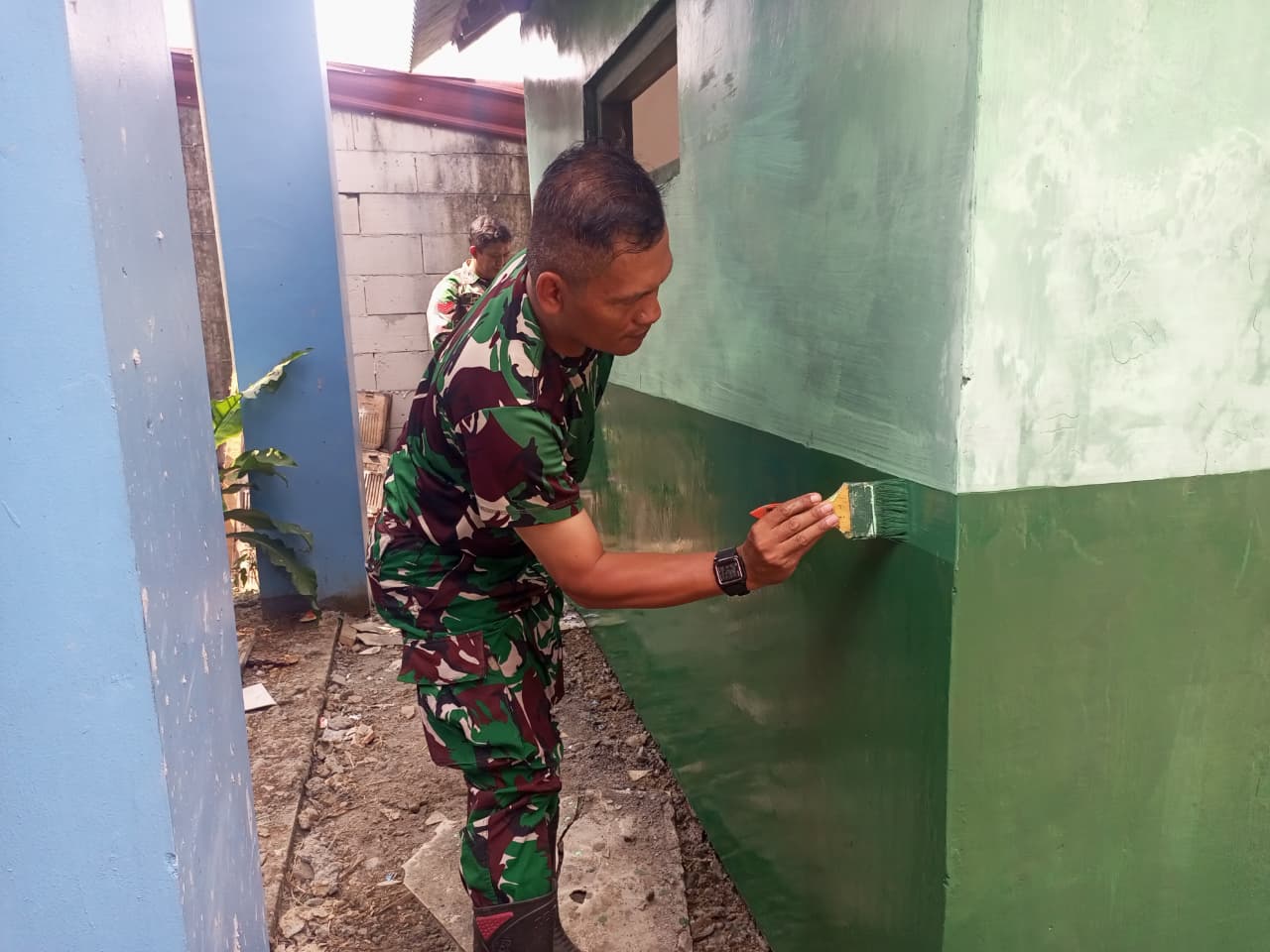 TMMD Reguler ke-129 Kodim 0714 Salatiga, Sentuhan Warna, Hidupkan Kembali Semangat Pos Kamling di Dusun Gompyong