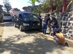 TMMD Reguler ke-129 Kodim 0714 Salatiga, Solidaritas Tanpa Sekat, TNI Bersama Warga Evakuasi Mobil yang Terperosok di Parit Dusun Gompyong TMMD Reguler ke-129 Kodim 0714 Salatiga, Solidaritas Tanpa Sekat, TNI Bersama Warga Evakuasi Mobil yang Terperosok di Parit Dusun Gompyong