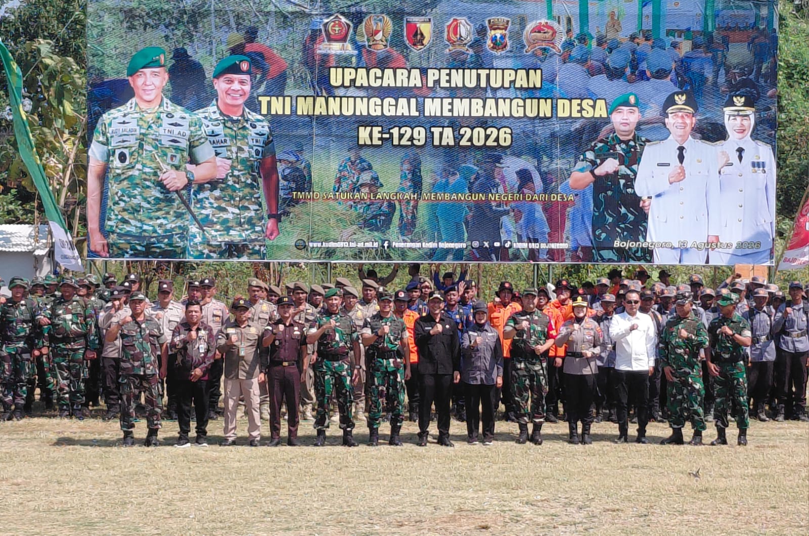 TMMD ke-129 Kodim 0813 Bojonegoro Resmi Ditutup, Tinggalkan Warisan Fasilitas Air Bersih, Jalan Beton hingga Rutilahu