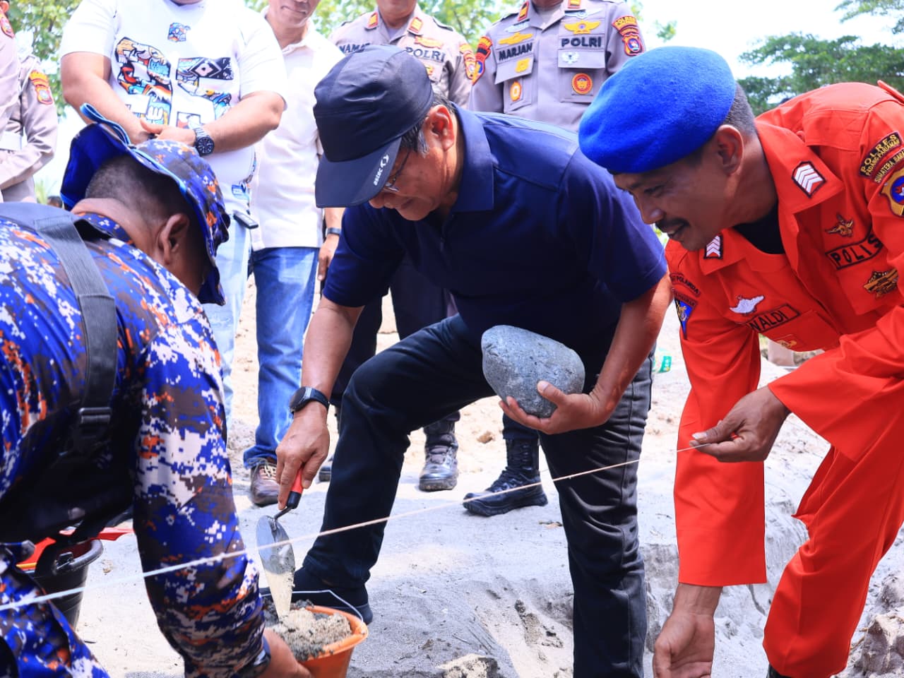 Dari Pos Patroli ke Gerbang Wisata, John Kenedy Azis Siapkan Masa Depan Pantai Tiram Menuju Mentawai