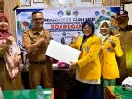 Kolaborasi Universitas Negeri Padang dan Pemkab Padang Pariaman Tingkatkan Literasi Mitigasi Bencana melalui Boardgame Edukatif PAUD Kolaborasi Universitas Negeri Padang dan Pemkab Padang Pariaman Tingkatkan Literasi Mitigasi Bencana melalui Boardgame Edukatif PAUD