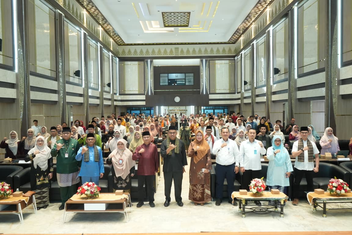 Pemprov Sumbar Perkuat Internalisasi Core Value BerAKHLAK di Kalangan ASN melalui Lomba Cerdas Cermat