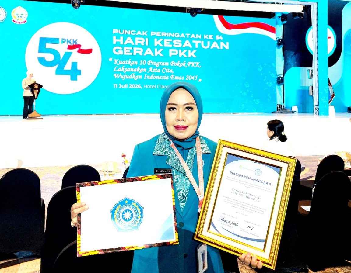 TP PKK Padang Pariaman Raih Penghargaan Nasional dari Menteri Kesehatan dan Ketua Umum TP PKK Pusat, Bukti Nyata Komitmen Turunkan Zero Dose