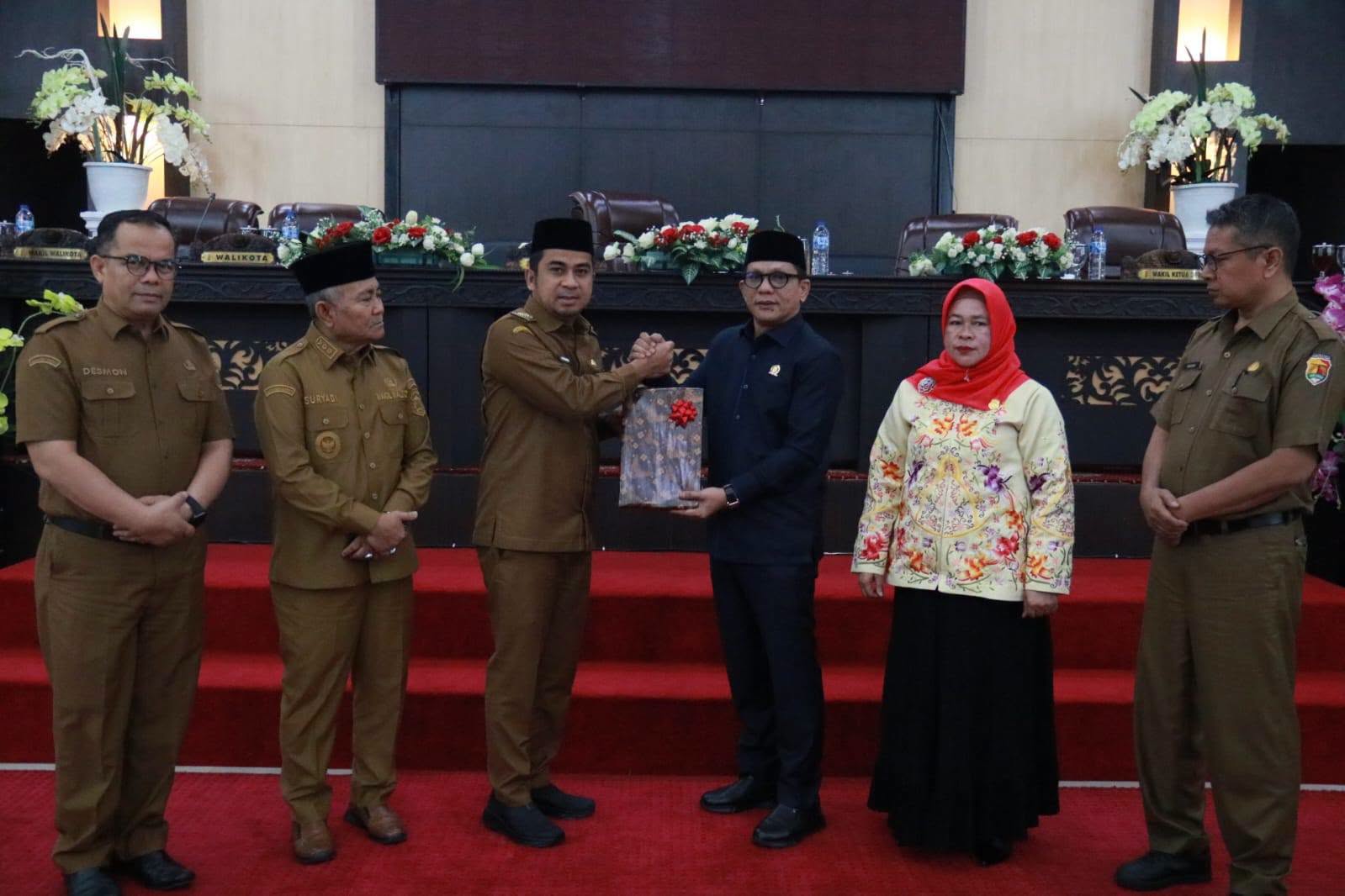 Wali Kota Solok Ramadhani Kirana Putra Sampaikan Nota Keuangan dan Ranperda Perubahan APBD 2026