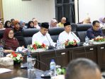 Wali Kota Solok Ramadhani Kirana Putra Sampaikan Rancangan KUA-PPAS 2027 dan Perubahan KUA-PPAS 2026 ke DPRD Wali Kota Solok Ramadhani Kirana Putra Sampaikan Rancangan KUA-PPAS 2027 dan Perubahan KUA-PPAS 2026 ke DPRD
