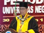 970 Lulusan Ikuti Wisuda UNP Hari Kedua, Pesan Haru Rektor Krismadinata untuk Para Orang Tua