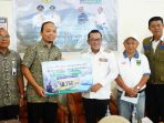BPJS Kesehatan Serahkan 38.750 Masker Untuk Tanah Datar BPJS Kesehatan Serahkan 38.750 Masker Untuk Tanah Datar