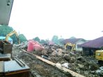 Bukan Saatnya Banyak Bicara, Tetapi Saatnya Bekerja, Pencarian Korban, Pengungsian, Pembersihan hingga Pemulihan Infrastruktur Bukan Saatnya Banyak Bicara, Tetapi Saatnya Bekerja, Pencarian Korban, Pengungsian, Pembersihan hingga Pemulihan Infrastruktur