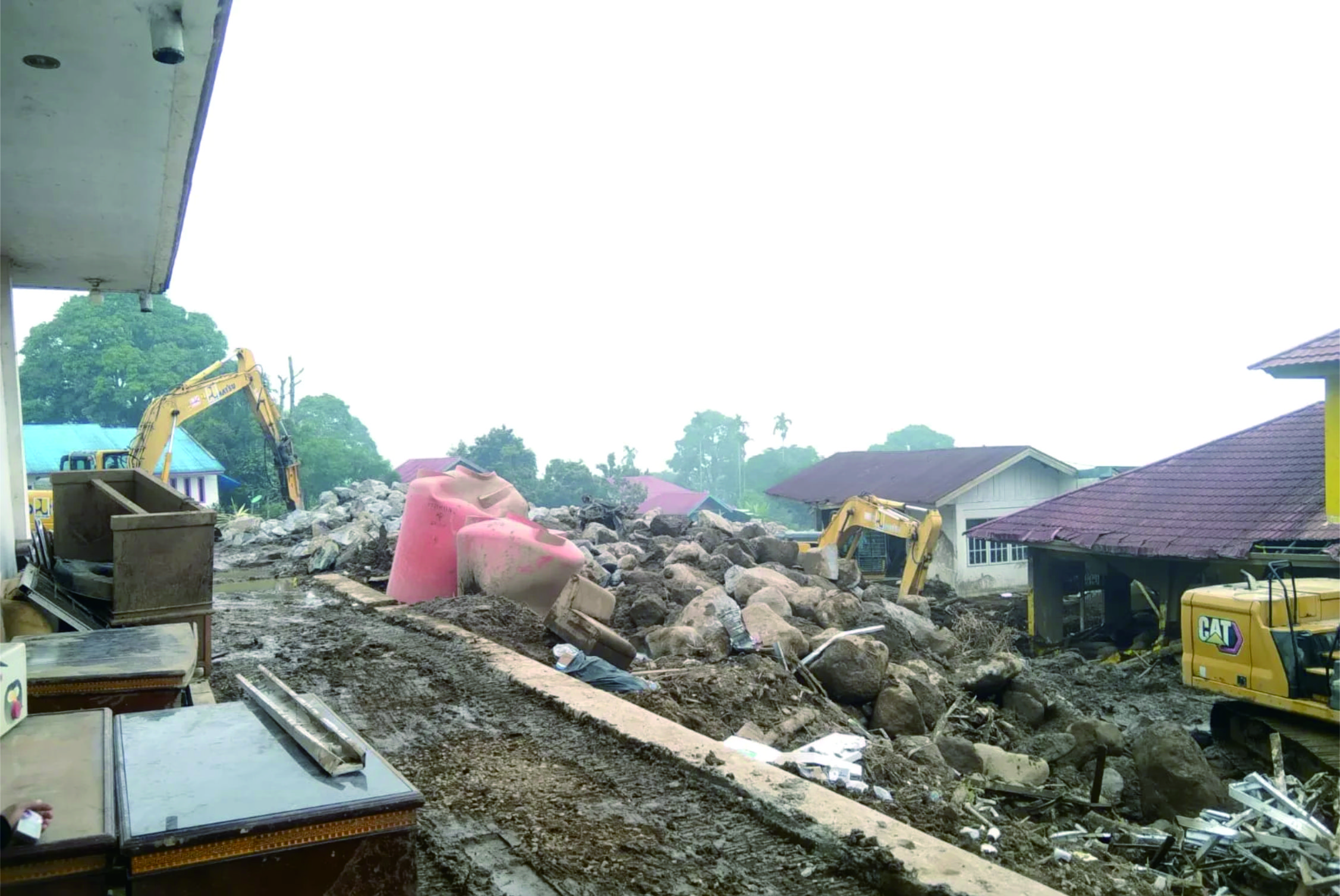 Bukan Saatnya Banyak Bicara, Tetapi Saatnya Bekerja, Pencarian Korban, Pengungsian, Pembersihan hingga Pemulihan Infrastruktur