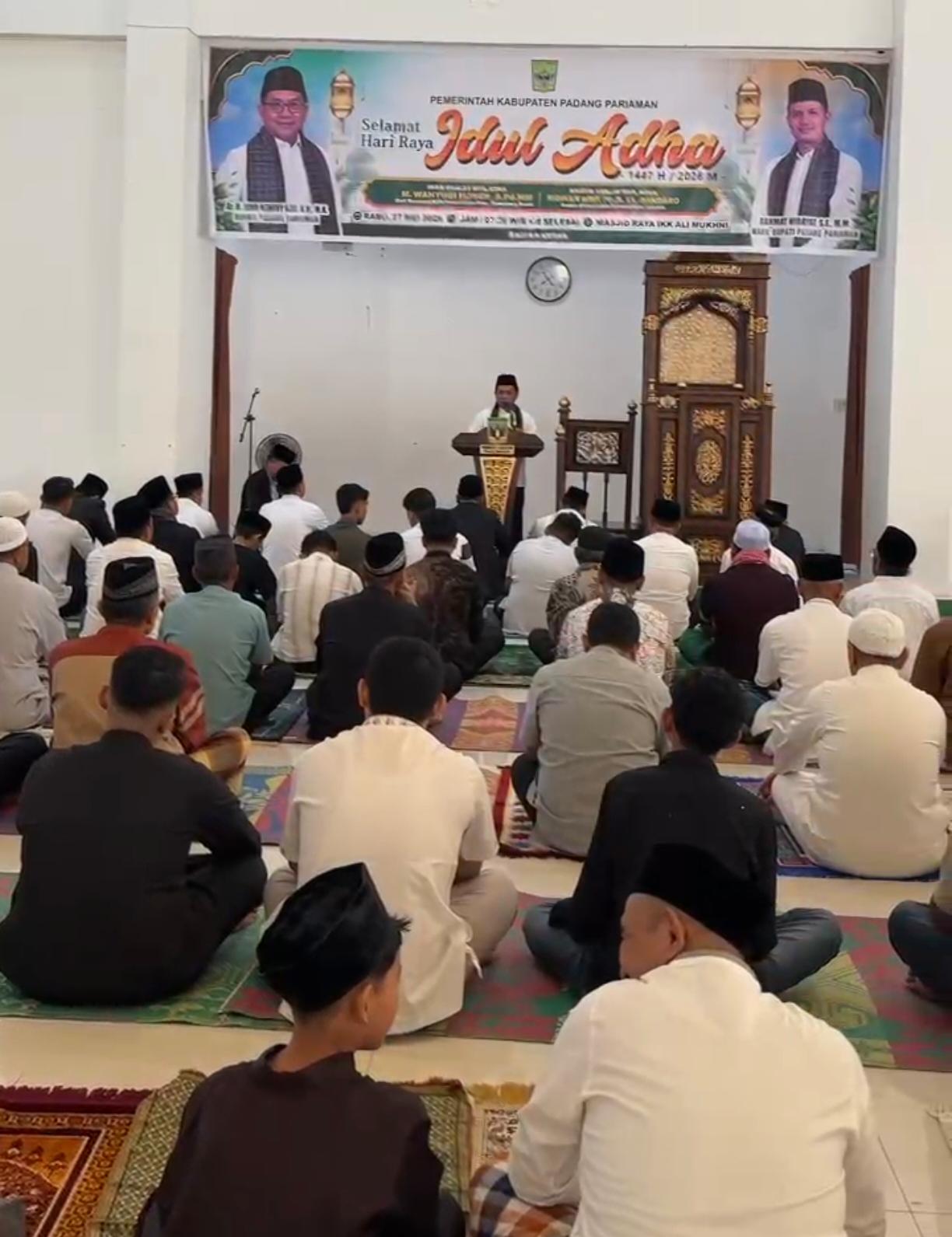 Idul Adha di Parikmalintang, Bupati John Kenedy Azis ajak masyarakat Perkuat Semangat Pengorbanan dan Gotong Royong