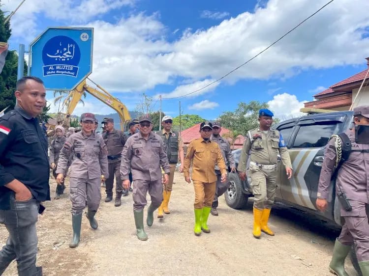 Ikatan Adhyaksa Dharmakarini Kejati Sumbar Salurkan Bantuan untuk Korban Galodo Arosuka