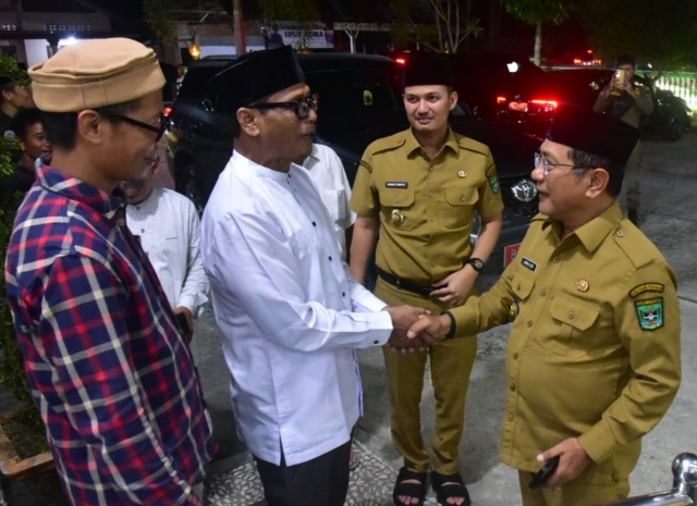 John Kenedy Azis Ajak Warga Perkuat Persaudaraan dan Semangat Kebersamaan di Malam Takbiran Idul Adha 1447 H