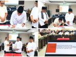 Wali Kota Solok Ramadhani Kirana Putra dan DPRD Teken Hasil Penyempurnaan Evaluasi Perubahan APBD 2026 Wali Kota Solok Ramadhani Kirana Putra dan DPRD Teken Hasil Penyempurnaan Evaluasi Perubahan APBD 2026